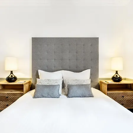 Livinparis - Luxury 3 & Ac 4 Bedrooms Montmartre I * Paris