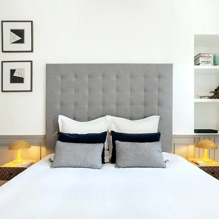 Livinparis - Luxury 3 & Ac 4 Bedrooms Montmartre I *