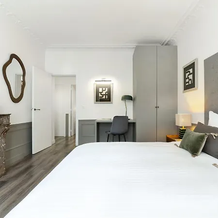 Livinparis - Luxury 3 & Ac 4 Bedrooms Montmartre I Lejlighed Paris