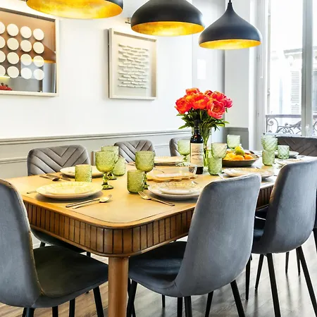 Livinparis - Luxury 3 & Ac 4 Bedrooms Montmartre I * Paris