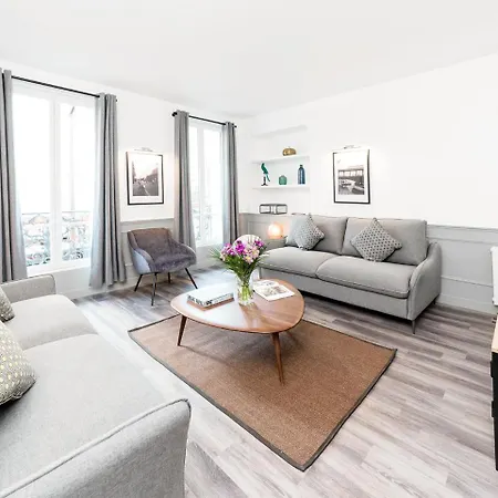 Livinparis - Luxury 3 & 4 Bedrooms Montmartre I Appartement Parijs