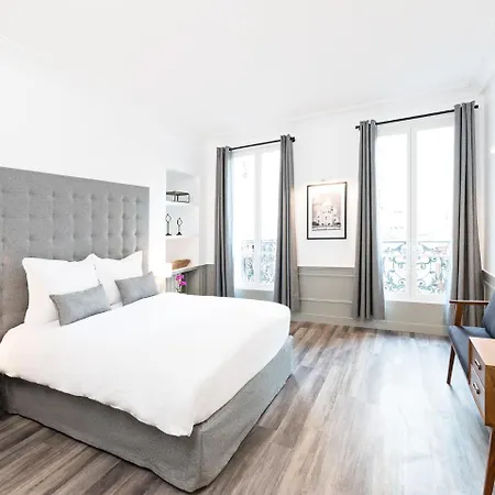 Livinparis - Luxury 3&4 Bedrooms Montmartre I Paris
