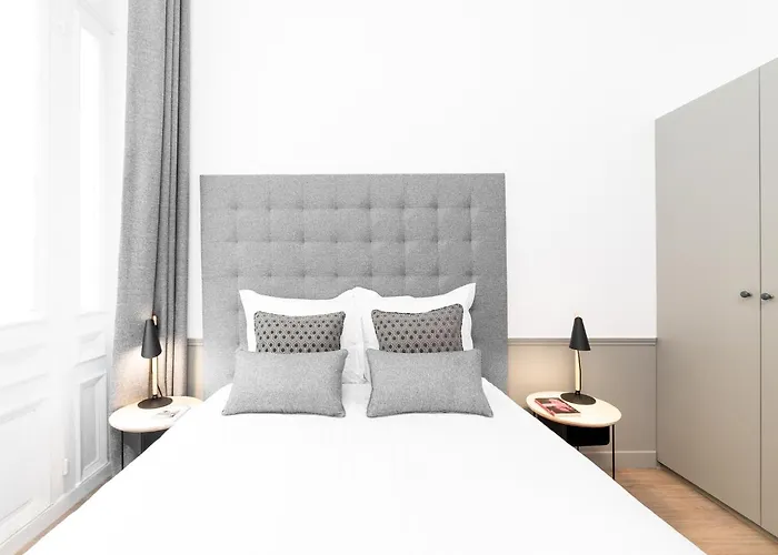 Appartement Livinparis - Luxury 3&4 Bedrooms Montmartre I