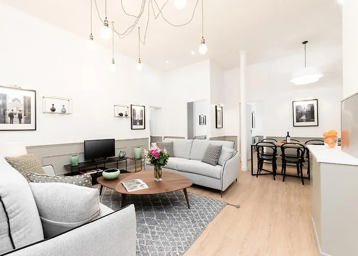 Appartement Livinparis - Luxury 3&4 Bedrooms Montmartre I