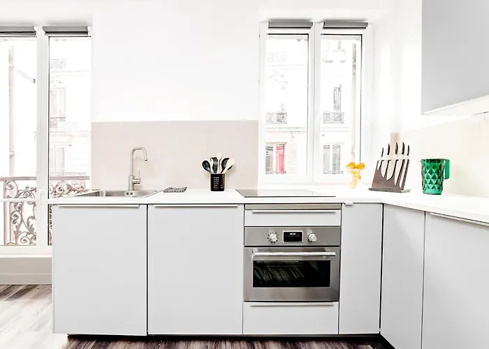 Livinparis - Luxury 3&4 Bedrooms Montmartre I Appartement *